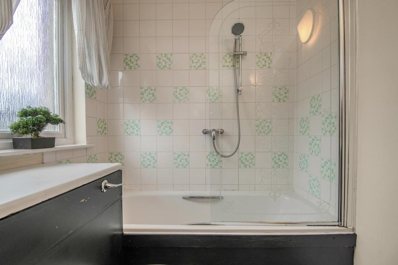 Edinburgh City Center Coady Apartment Sleeps 5 Free Car Park Space Екстер'єр фото