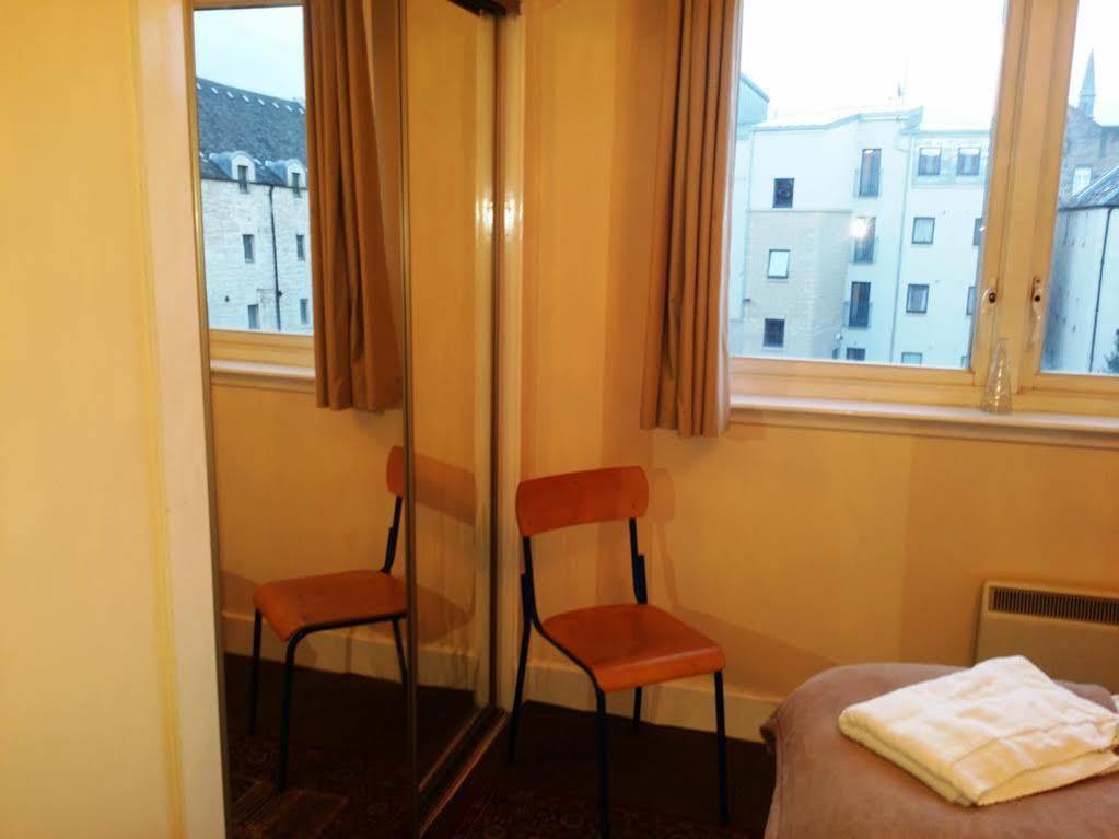 Edinburgh City Center Coady Apartment Sleeps 5 Free Car Park Space Екстер'єр фото