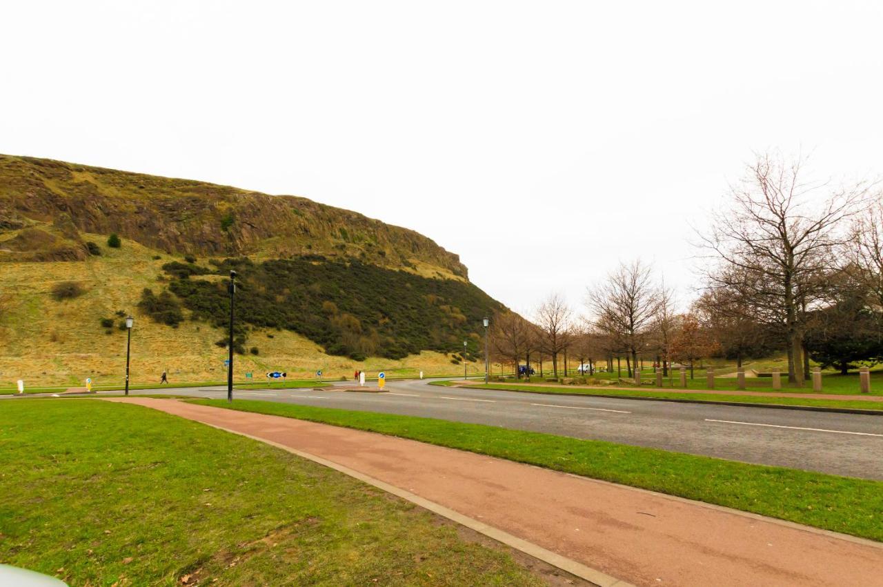 Edinburgh City Center Coady Apartment Sleeps 5 Free Car Park Space Екстер'єр фото
